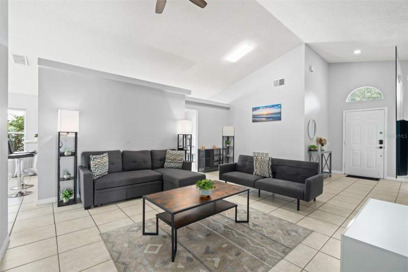 4 bedroom Single Family Residence at 173 Hillside Drive, Florida Pines Phase 1, Davenport — photo 3