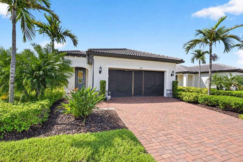 3 bedroom Single Family Residence at 2539 Brassica Drive, Cypress Falls Ph 2D, North Port — photo 2