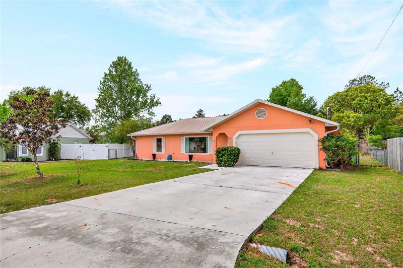 3 bedroom Single Family Residence at 10 Almond Trace, Silver Spgs Shores Un 23, Ocala — photo 2