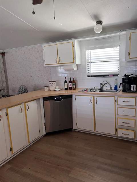 3326 Denise Drive, Ellenton FL - photo 10 of 22