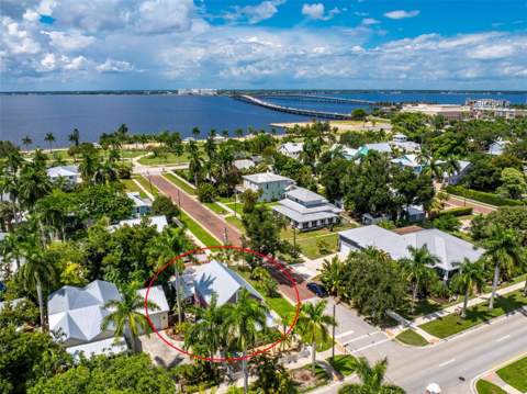 502 W Marion Avenue, Punta Gorda FL - photo 19 of 87