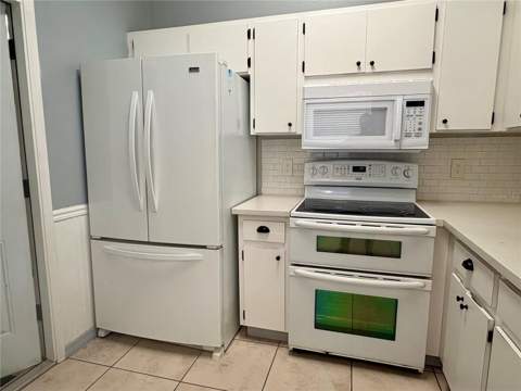 1021 Alpug Avenue, Oviedo FL - photo 13 of 40