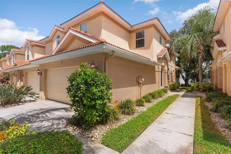 3 bedroom Townhouse at 1437 Ridge Terrace, Hidden Ridge Twnhms, Tarpon Springs — photo 2