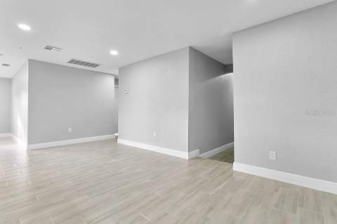 4823 Kathy Jo Terrace, Orlando FL - photo 10 of 33