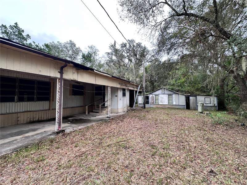 3 bedroom Mobile Home at 8940 SE 66th Avenue, Unit 1 Wac Campsites, Trenton — photo 2