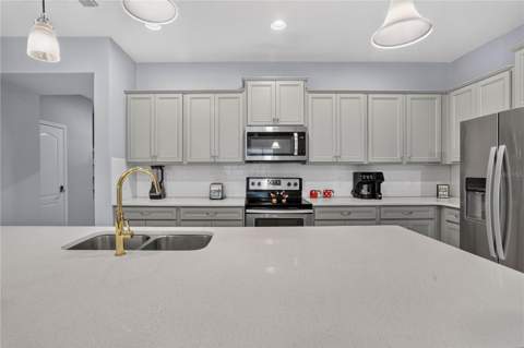 8831 Geneve Court, Kissimmee FL - photo 16 of 50