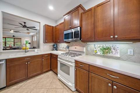 6059 Wingspan Way, Bradenton FL - photo 13 of 36