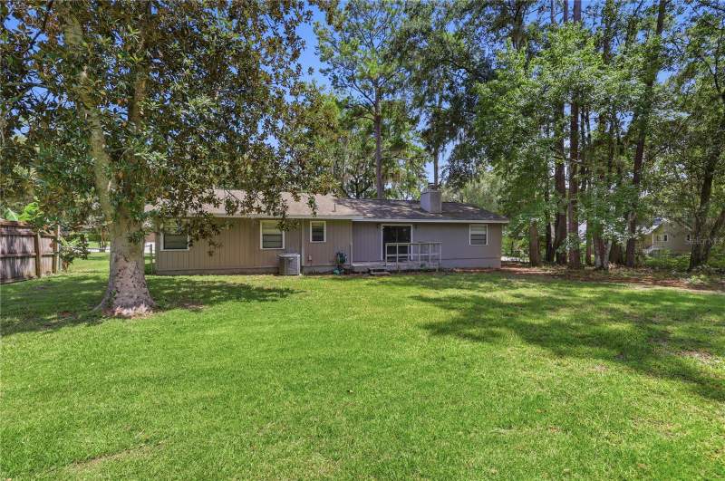 3 bedroom Single Family Residence at 9520 NW 6th Place, Hamilton Heights Unit 5, Gainesville — photo 4