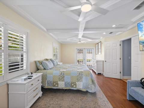 118 Live Oak Lane, Largo FL - photo 12 of 39