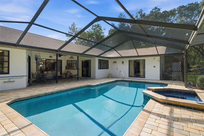 3 bedroom Single Family Residence at 3355 W Birds Nest Drive, Pine Ridge Unit 03, Beverly Hills — photo 5