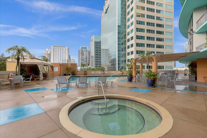 2 bedroom Condominium at 322 E CENTRAL BOULEVARD #710, WAVERLY/LK EOLA, ORLANDO — photo 1