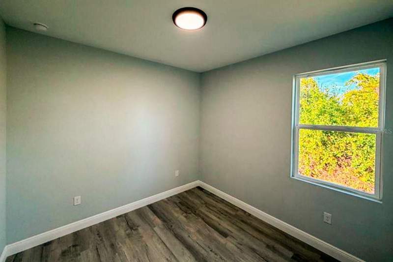4 bedroom Single Family Residence at 7114 Sunnybrook Boulevard, Port Charlotte Sec 065, Englewood — photo 3