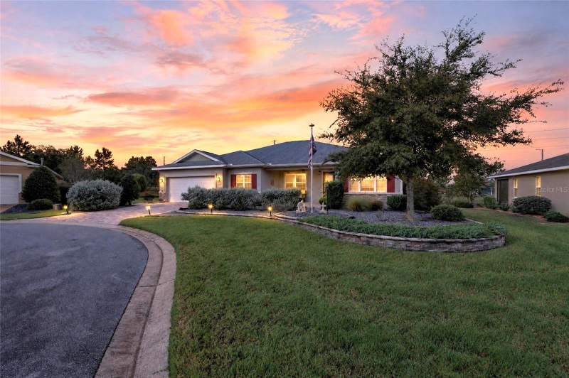 2 bedroom Single Family Residence at 10133 SW 89th Loop, On Top Of The World, Ocala — photo 2