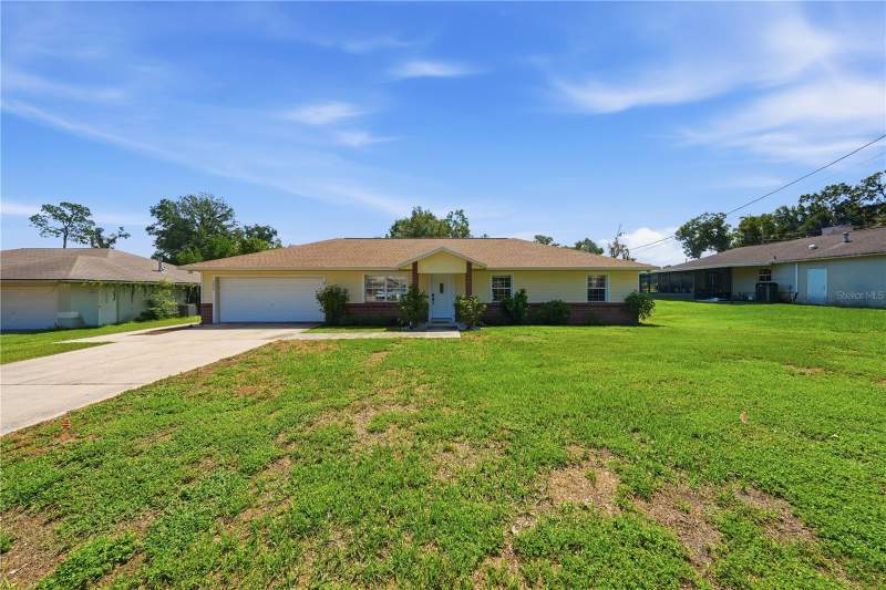 3 bedroom Single Family Residence at 3835 NE 13th Avenue, Northwoods, Ocala — photo 2