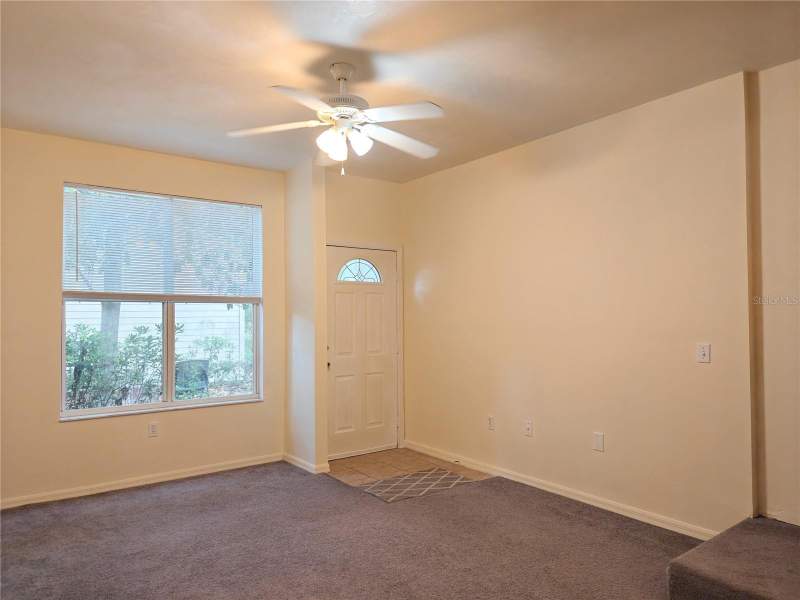 2 bedroom Townhouse at 3521 SW 30th Way #104, Victoria Station, Gainesville — photo 4