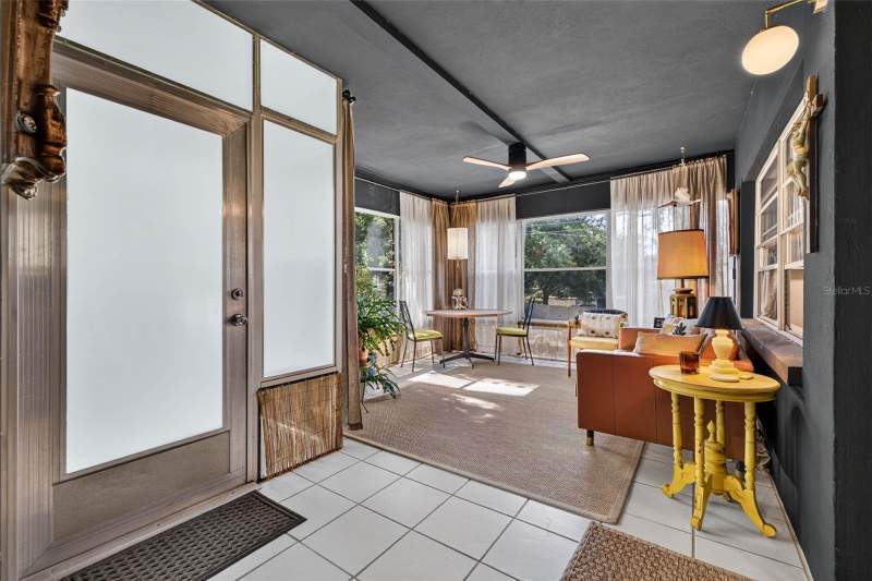 2 bedroom Condominium at 4819 8th Avenue #201, The 7 Oaks Apts Condo, St Petersburg — photo 4