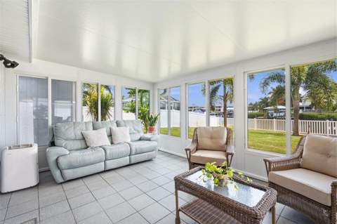485 Flamingo Drive, Apollo Beach FL - photo 10 of 43