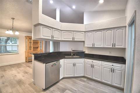 106 Harbor Way, Auburndale FL - photo 12 of 47