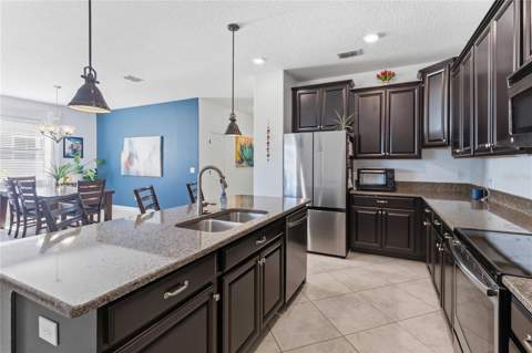 4355 Summer Breeze Way, Kissimmee FL - photo 12 of 44