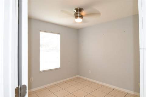 407 Cierra Oaks Circle, Lady Lake FL - photo 6 of 19