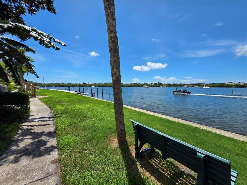 1 bedroom Condominium at 118 Pompano Drive #B, Waterside At Coquina Key North, St Petersburg — photo 5