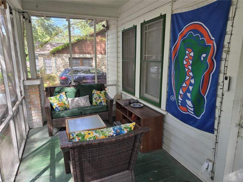 2 bedroom Single Family Residence at 115 NW 20th Drive, Rays, Gainesville — photo 3