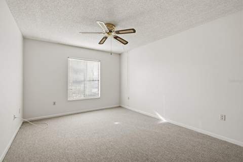 1871 Pine Ridge Way #E1, Palm Harbor FL - photo 23 of 44
