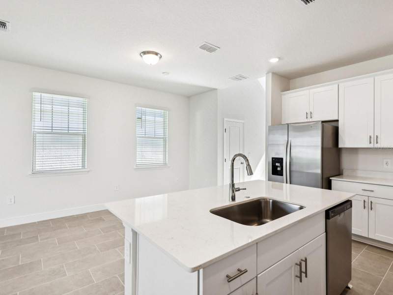 4 bedroom Single Family Residence at 2198 Wildberry Way, Cyrene At Minneola, Minneola — photo 4