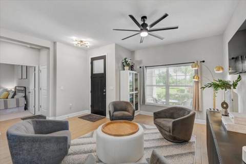 2194 Fairway Avenue, St Petersburg FL - photo 9 of 85