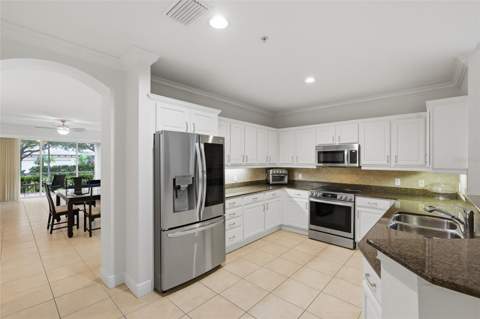 6434 Moorings Point Circle #102, Lakewood Ranch FL - photo 12 of 57