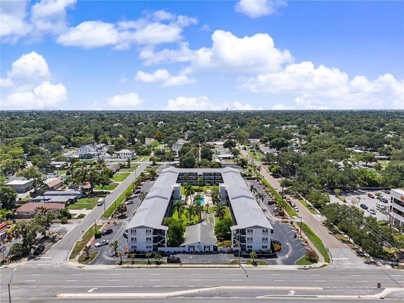 French Quarter North Condo