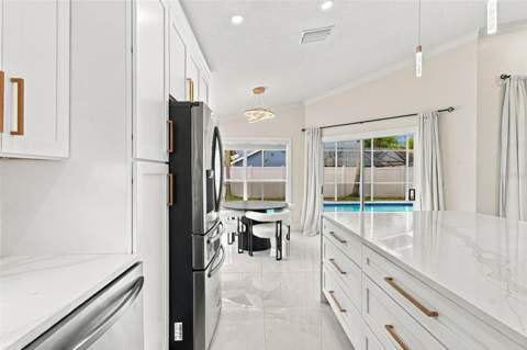 3817 105th Avenue, Clearwater FL - photo 18 of 94