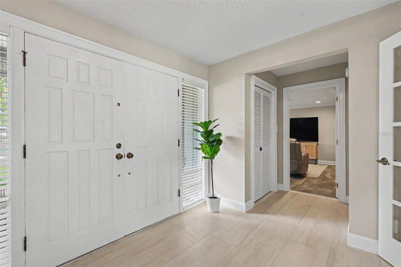 4 bedroom Single Family Residence at 475 HOLLY HILL ROAD, EAST LAKE WOODLANDS, OLDSMAR — photo 2