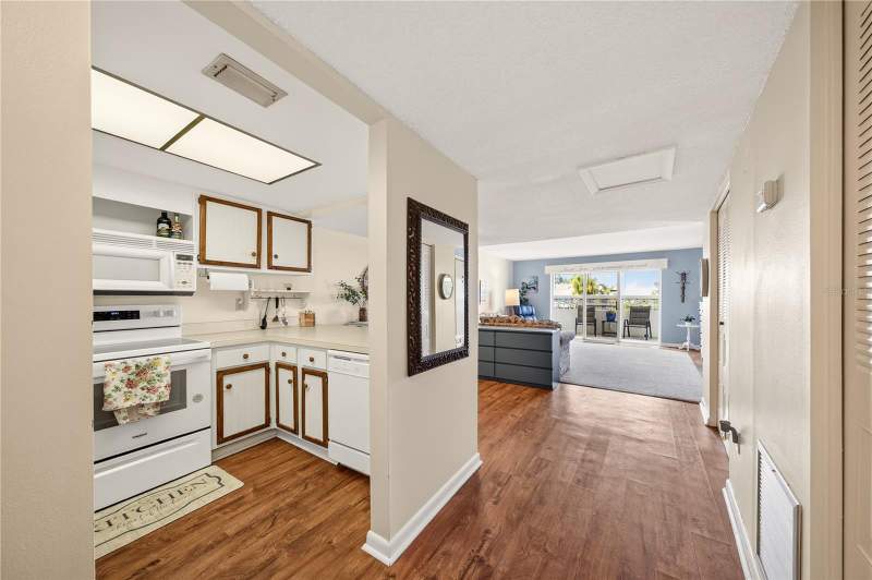 1 bedroom Condominium at 601 N McDonald Street #2, Mount Dora Villa Dora Condo Unit 01, Mount Dora — photo 4