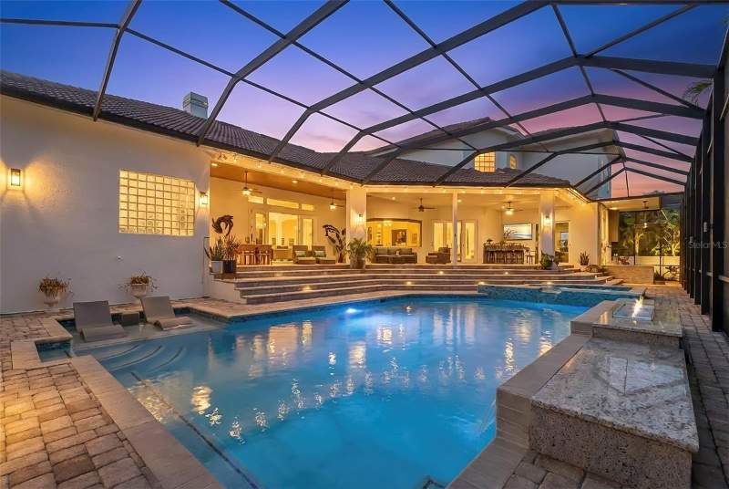 4 bedroom Single Family Residence at 5264 61st Avenue, Bayway Isles Unit 2 Rep, St Petersburg — photo 4