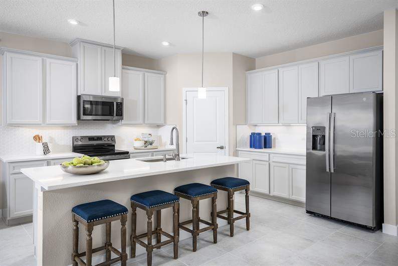4 bedroom Single Family Residence at 5323 Castello Avenue, Bellaviva, Auburndale — photo 2