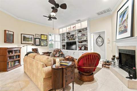 435 Date Palm Court, St Petersburg FL - photo 11 of 52