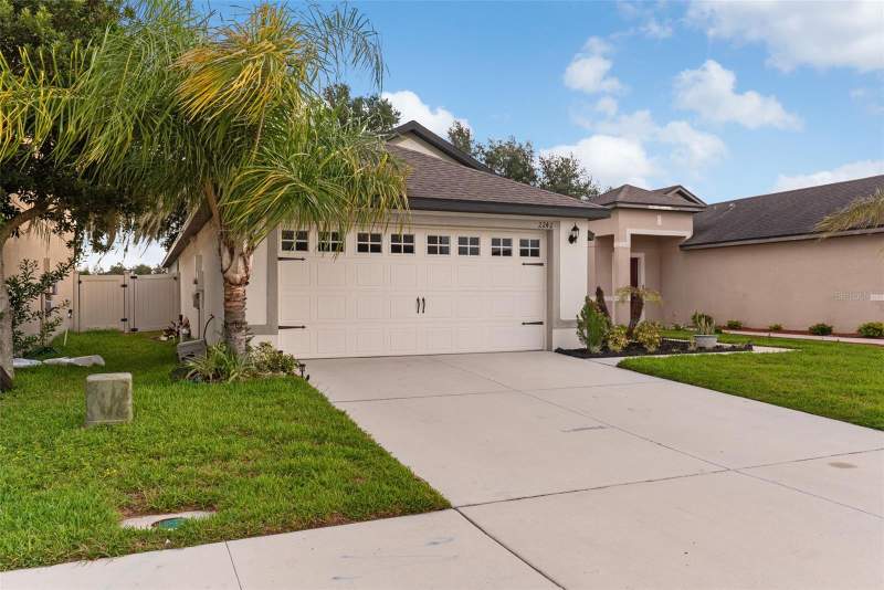 3 bedroom Single Family Residence at 2242 Caspian Drive, Villages At Bridgewater Village 3, Lakeland — photo 3