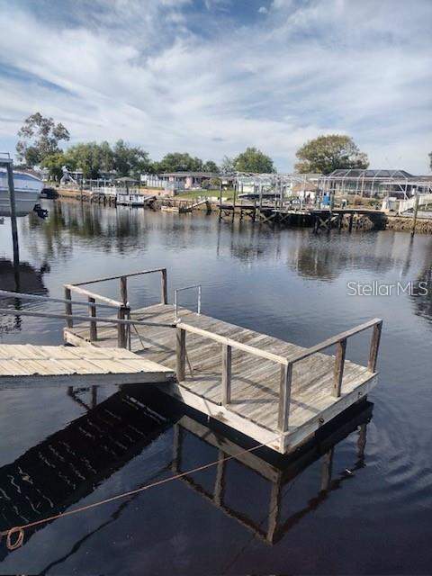 2 bedroom Single Family Residence at 12633 2nd Isle, Leisure Beach, Hudson — photo 4