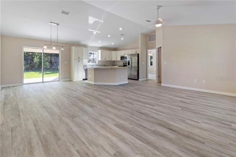 3 bedroom Single Family Residence at 6243 N Matheson Drive, Dunnellon, Dunnellon — photo 5