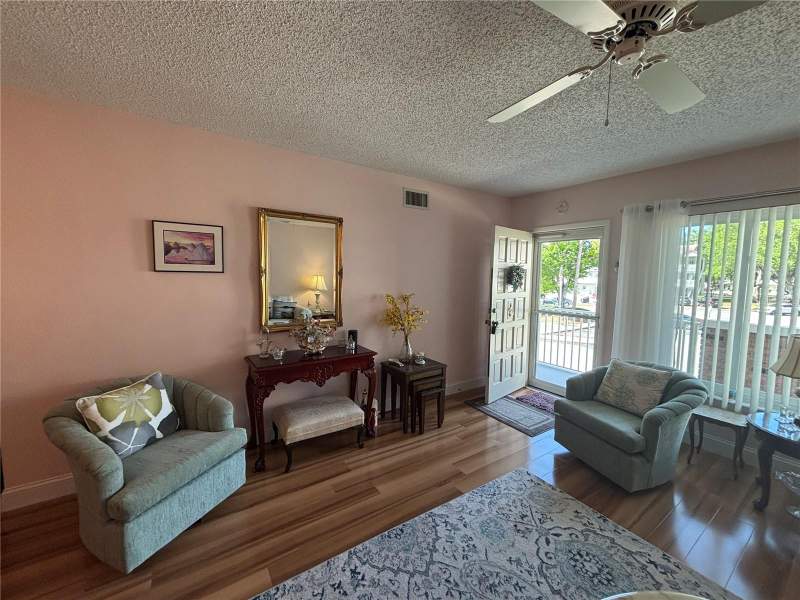2 bedroom Condominium at 2262 Swedish Dr. #34, On Top Of The World, Clearwater — photo 5