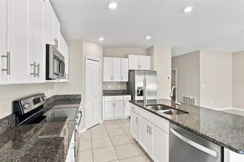 12903 Wildflower Meadow Drive, Riverview FL - photo 16 of 85