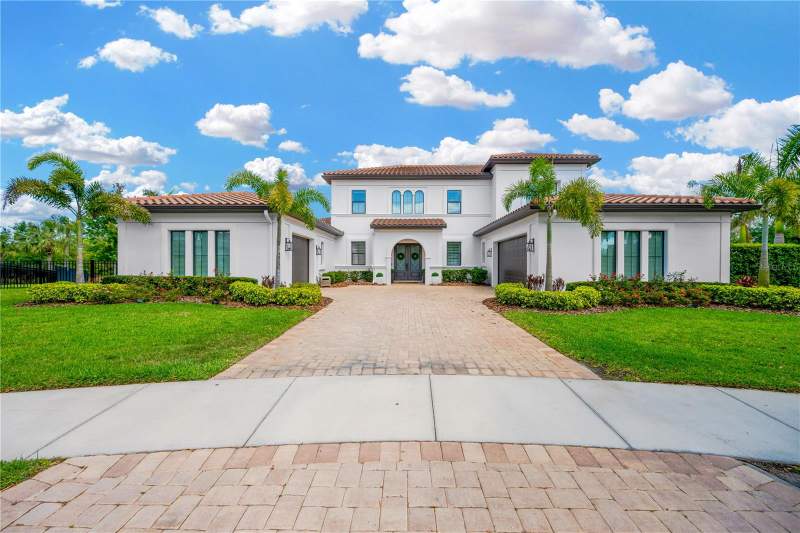 Fishhawk Ranch - Chapman CrossingHomes for Sale in Lithia, FL
