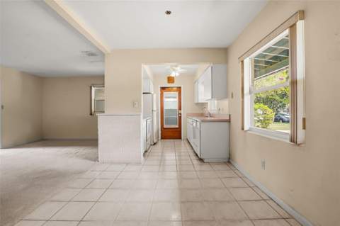 5409 Stratemeyer Drive, Orlando FL - photo 10 of 47