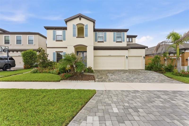 6 bedroom Single Family Residence at 13249 Wildflower Meadow Drive, Triple Crk Ph 4 Village G2, Riverview — photo 2
