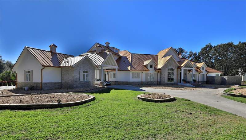 4 bedroom Single Family Residence at 7387 SE 12th Circle, Country Club/Ocala Un 02, Ocala — photo 3