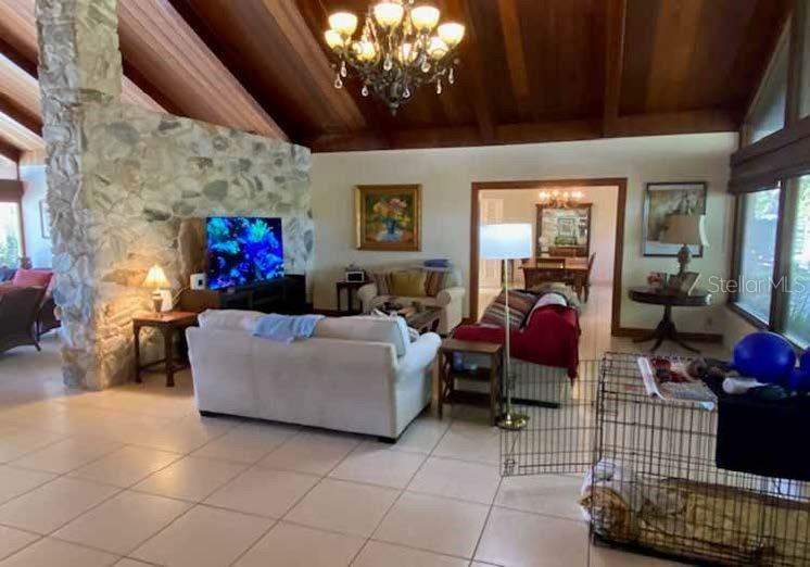 13 bedroom Single Family Residence at 12870 W Highway 40, Ocala, Ocala — photo 5
