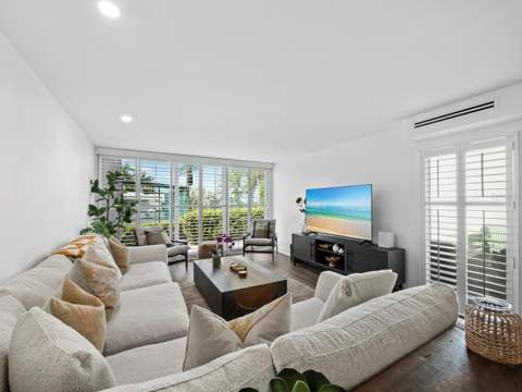 5055 Gulf Of Mexico Drive #115, Longboat Key FL - photo 17 of 41