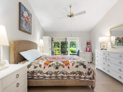 6103 Clubside Drive #6103, Sarasota FL - photo 15 of 71