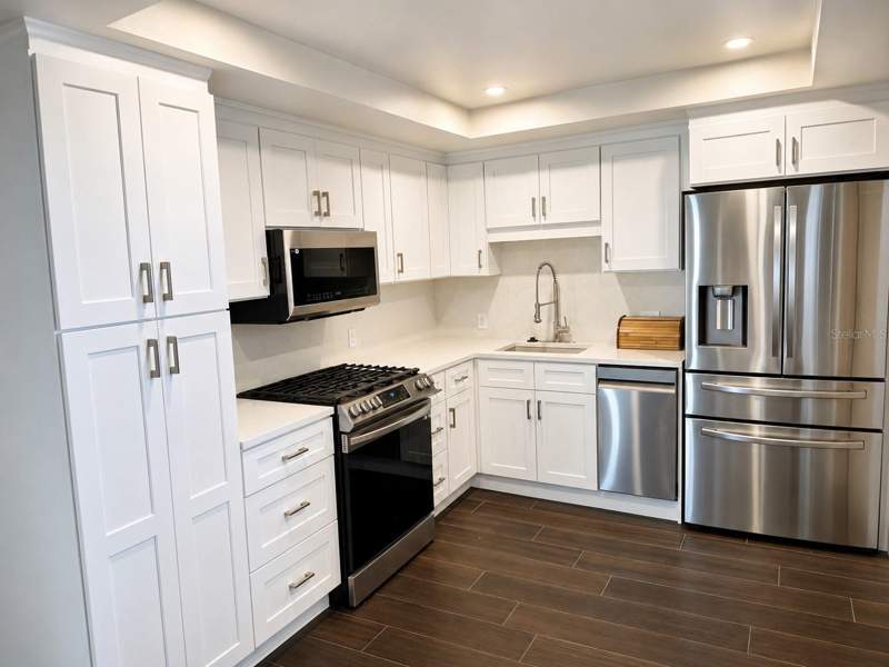2 bedroom Condominium at 1847 Shore Drive #101, Shore Crest Bldg, St Petersburg — photo 3